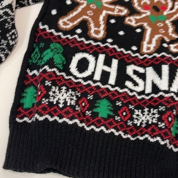 Well Worn Gingerbread Man Oh Snap! Christmas Ornaments Holiday Knit Sweater - Picture 2 of 6